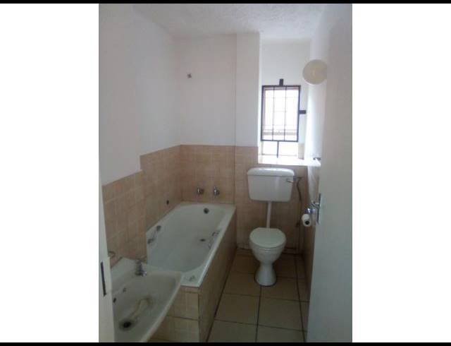 2 BEDROOM PROPERTY TO RENT IN PRETORIA WEST